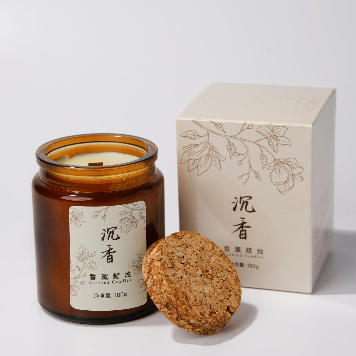 Agarwood Scented Candle – image 5